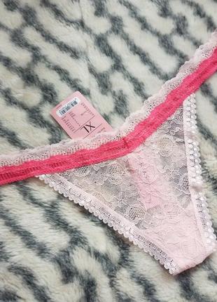 Ніжні мереживні стрінги hunkemoller