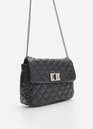 Стеганая сумка на цепочке