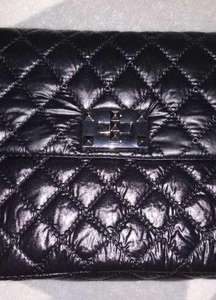 Стеганая сумка на цепочке