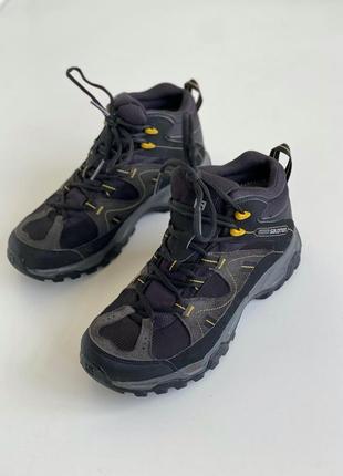 Треккинговые ботинки solomon с утеплителем gortex2 фото