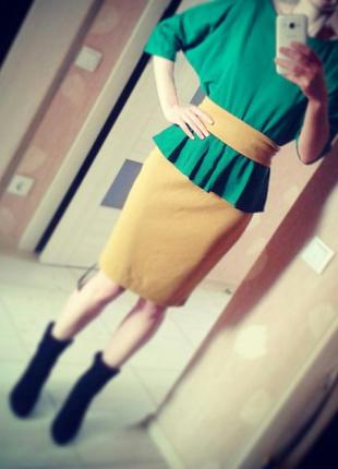 Новое трикотажное платье