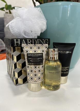 Очень красивый подарочный набор baylis &amp; harding