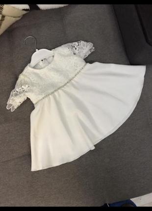 Дві білих сукні для мами та доньки3 фото