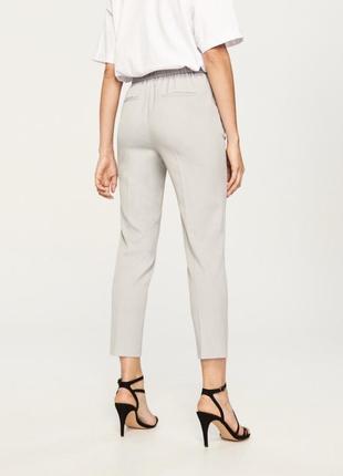 Стильные серые новые брюки от reserved как zara