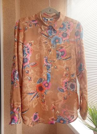 Красивая блуза в цветочный принт из натуральной ткани