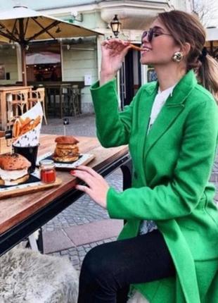 Фаворит блогерів шерстяне неоново зелене пальто з накладними кишенями zara2 фото
