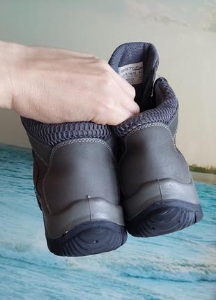 Шкіряні черевики estival,42 розмір