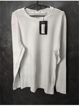 Однотонная кофточка