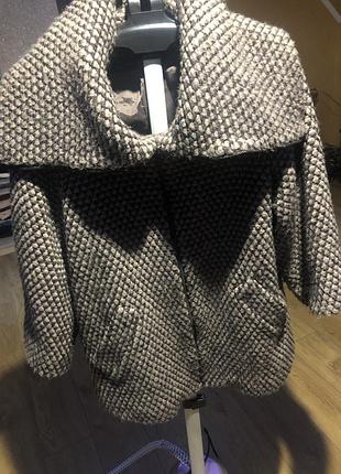 Пальто коротке zara