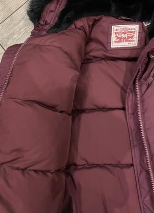 Зимова куртка levis (розмір s)4 фото