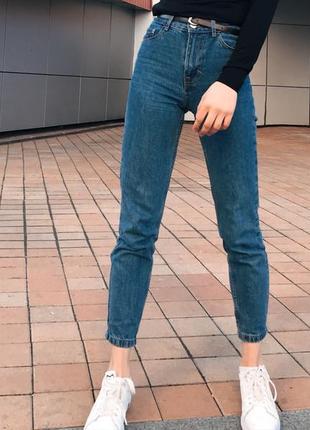 Mom джинси