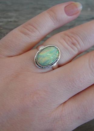 Кільце з дихроїчного скла