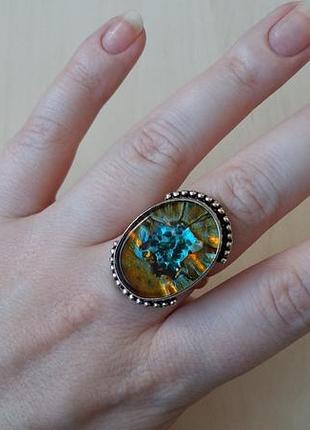 Кільце з дихроїчного скла
