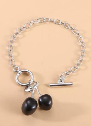 Комплект колье -цепочка и браслет с подвесками в форме чёрной вишни.7 фото