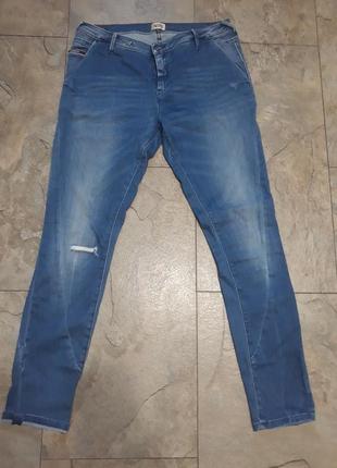 Джинси tommy hilfiger