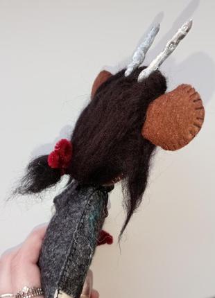 Лялька козлик-демон. іграшка із фетру