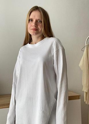 Белый хлопковый лонгслив в рубчик 3