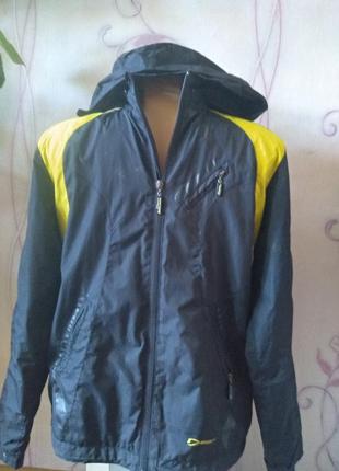 Куртка вітровка чорна 164 бу