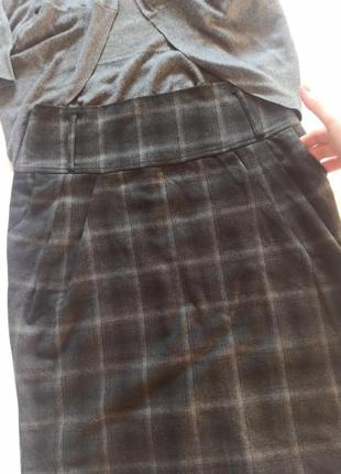 Повседневный аутфит кардиган серого цвета zara юбка в клетку тюльпаном5 фото