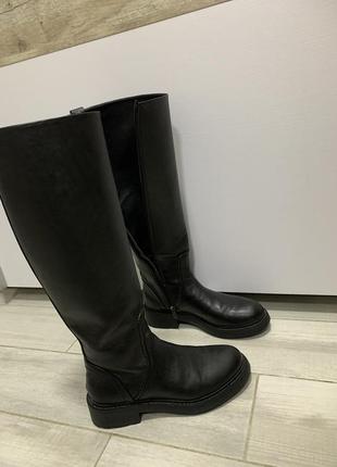 Трубы bershka сапоги