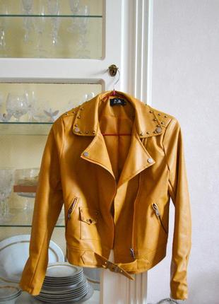 Нова десісезонна курточка шкірзамінник еко шкіра