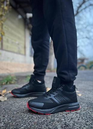 Зимние ботинки