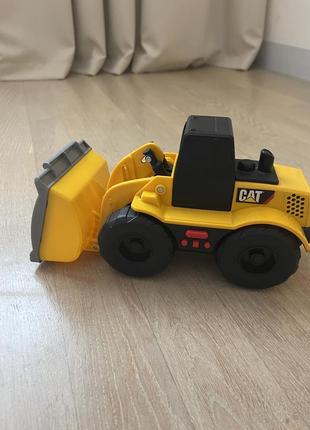 Машинка caterpillar 2