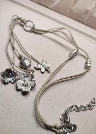 Сотуар с металлическими подвесками