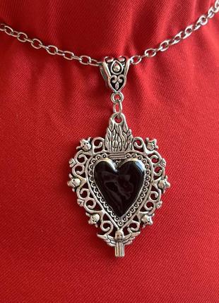 Готична підвіска сердечка-відьми серце вампіра готичний хрест талісман5 фото