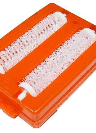 Ручной пылесос/щетка на роликах пластмассовая с ручкой 10.5х15см:синий