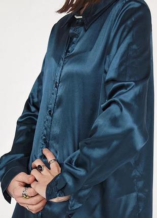 Атласна блузка prettylittlething (plt)