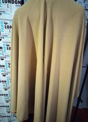 Ткань костюмная  бежевая.отрез 1.5 м на 2.винтаж