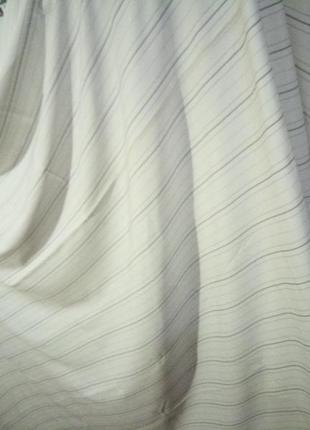 Ткань костюмная  белая в полоску.отрез 1.45 м на 2.95м винтаж