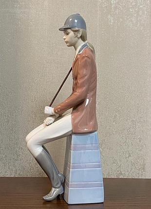 Фарфоровая статуэтка lladro «наездница». 2