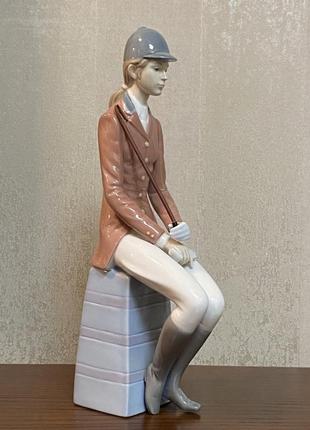 Фарфоровая статуэтка lladro «наездница». 6