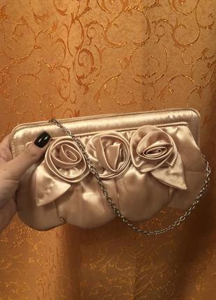 Атласная сумочка