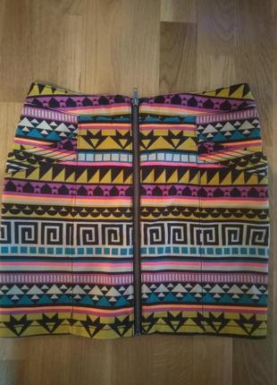 Яркая юбочка на молнии