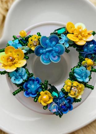 Патріотична брошка з бісеру сердце