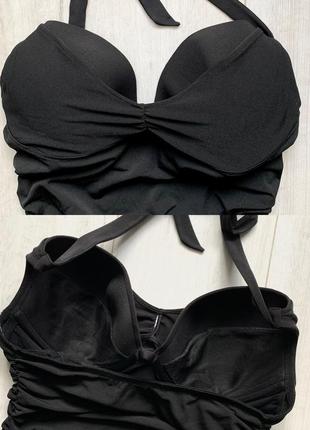 Черное эротичное платье с драпировкой8 фото