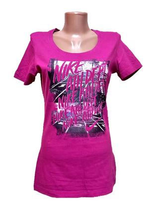 Жіноча футболка nike