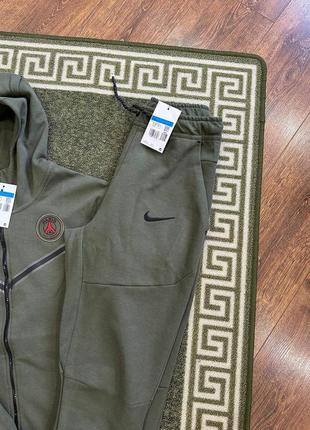 Спортивный костюм nike ppsg tech fleece3 фото