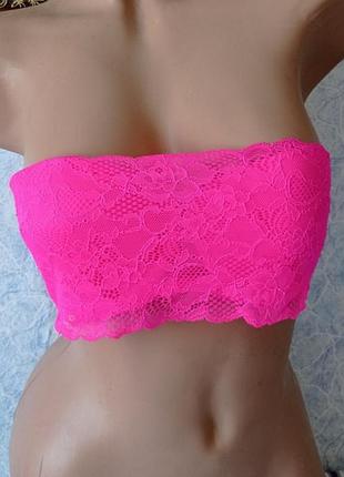 Бюстгальтер топ на силиконе, без бретелей.