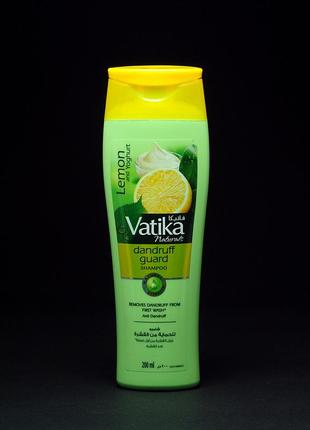 Шампунь dabur vatika naturals dandruff guard від лупи, з лимоном, м'ятою і йогуртом 200 мл