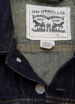 Джинсовый пиджак levis. размер s 3