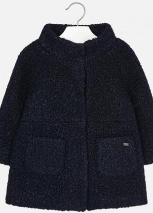 Продам пальто mayoral на ріст 116 см на 6 років, 122 см на 7 років.