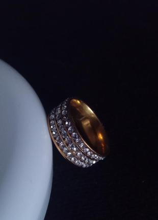 Каблучка кільце перстень з камінчиками колечко