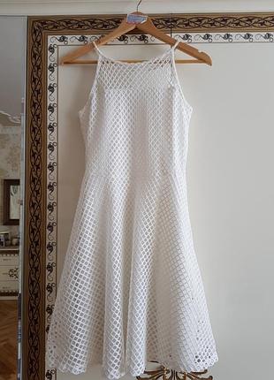 Шыкарное платье lc waikiki