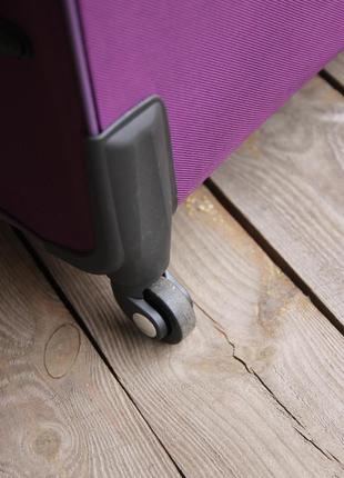 Фиолетовый текстильный чемодан l6 фото