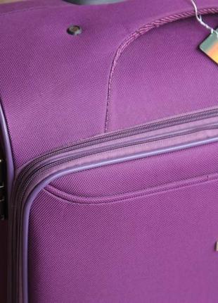 Фиолетовый текстильный чемодан l3 фото
