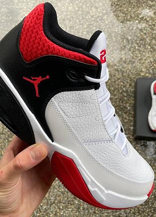 Nike air jordan max aura 3